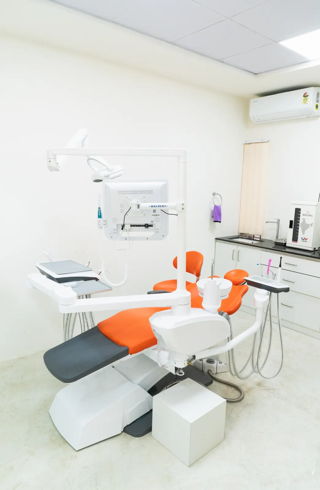 Dental treatment room